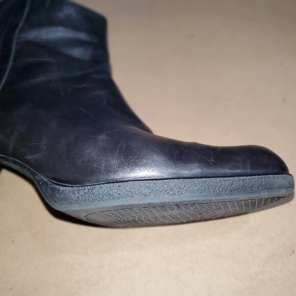 Stuart Weitzman Restart Ankle Boot, Made in Spain - Picture 3 of 14